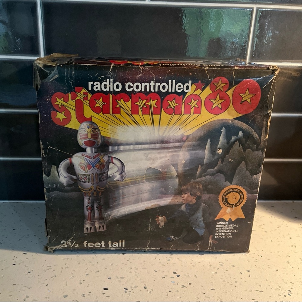 Vintage Robot 1979 Radio Controlled Starman 80 3.5' Blow up Toy Alien 80s Prop